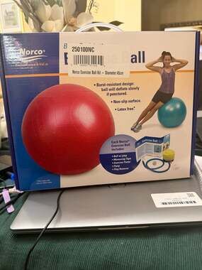 Norco 45cm Burst-Resistant Exercise Ball Kit